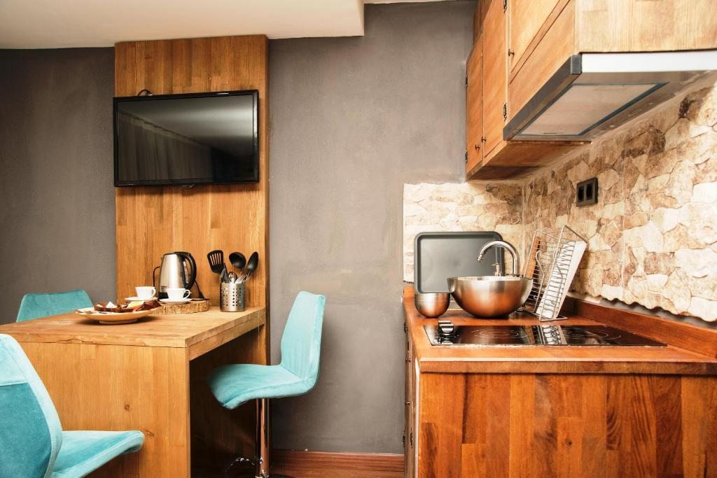 Сьюит (Люкс с балконом), Cube Suites