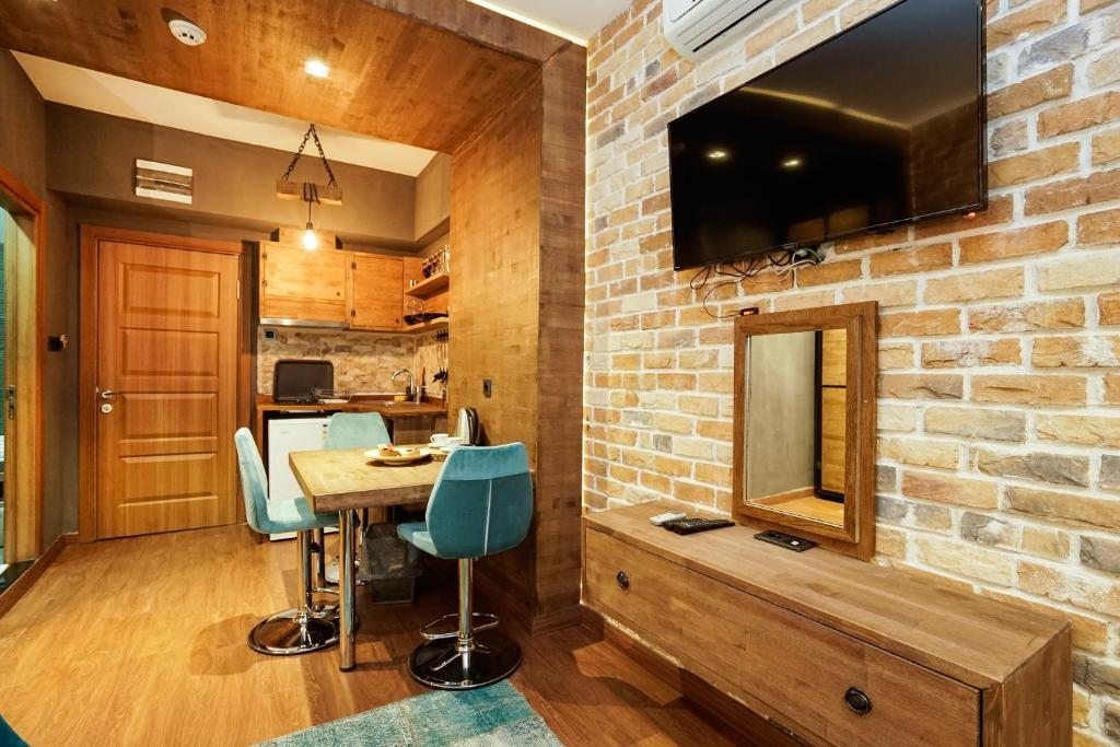 Сьюит (Представительский люкс), Cube Suites