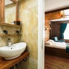 Сьюит (Полулюкс), Cube Suites