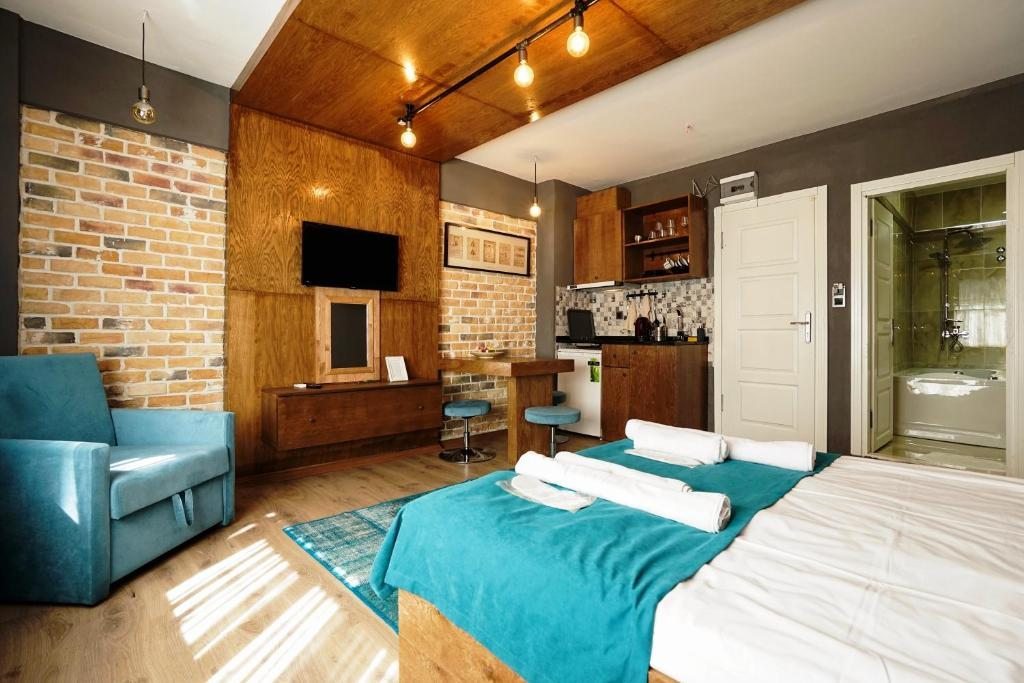 Сьюит (Полулюкс), Cube Suites