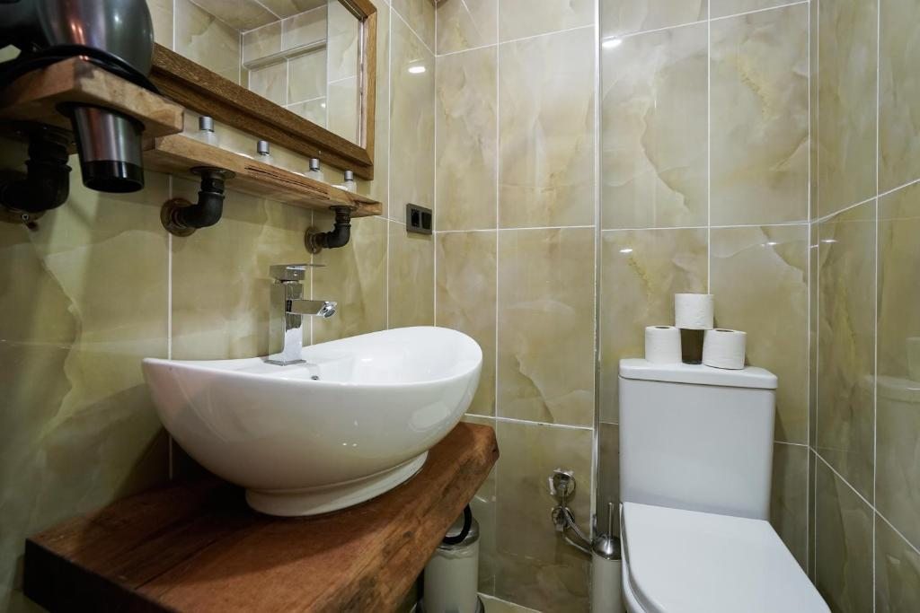 Сьюит (Люкс с 1 спальней), Cube Suites