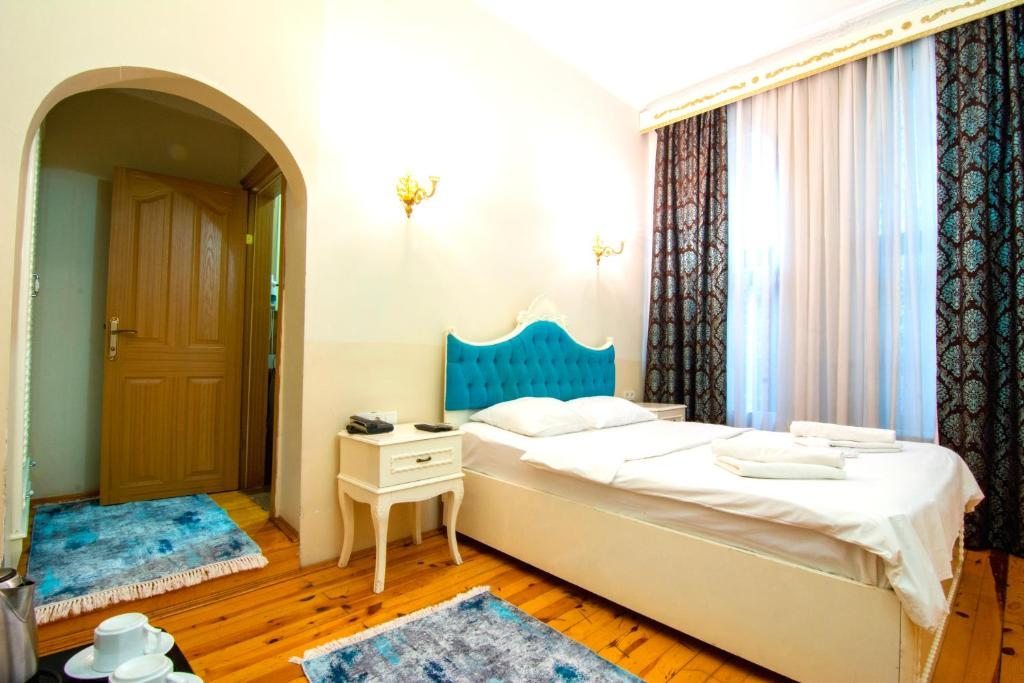 Двухместный (Двухместный номер Делюкс с 1 кроватью) отеля Hotel Gedik Pasa Konagi, Стамбул
