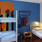 Номер (Кровать в общем 4-местном номере для мужчин и женщин), Hush Hostel Lounge