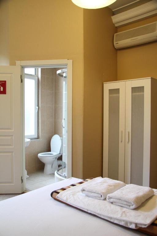 Двухместный (Двухместный номер Делюкс с 1 кроватью) хостела Hush Hostel Lounge, Стамбул
