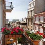 Двухместный (Улучшенный двухместный номер с 1 кроватью и общей ванной комнатой), Hush Hostel Lounge