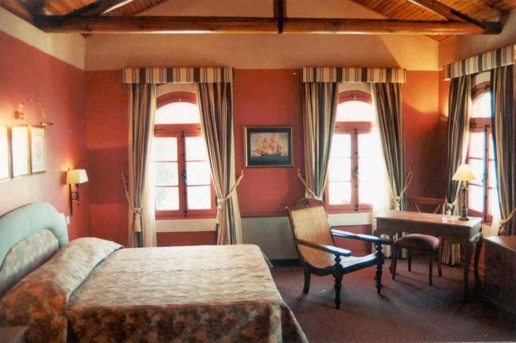 Сьюит (Люкс с кроватью размера «king-size» и балконом) курортного отеля Patara Prince, Калкан