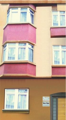 Двухместный (Улучшенный двухместный номер с 1 кроватью) хостела Kevin's Hostel, Стамбул