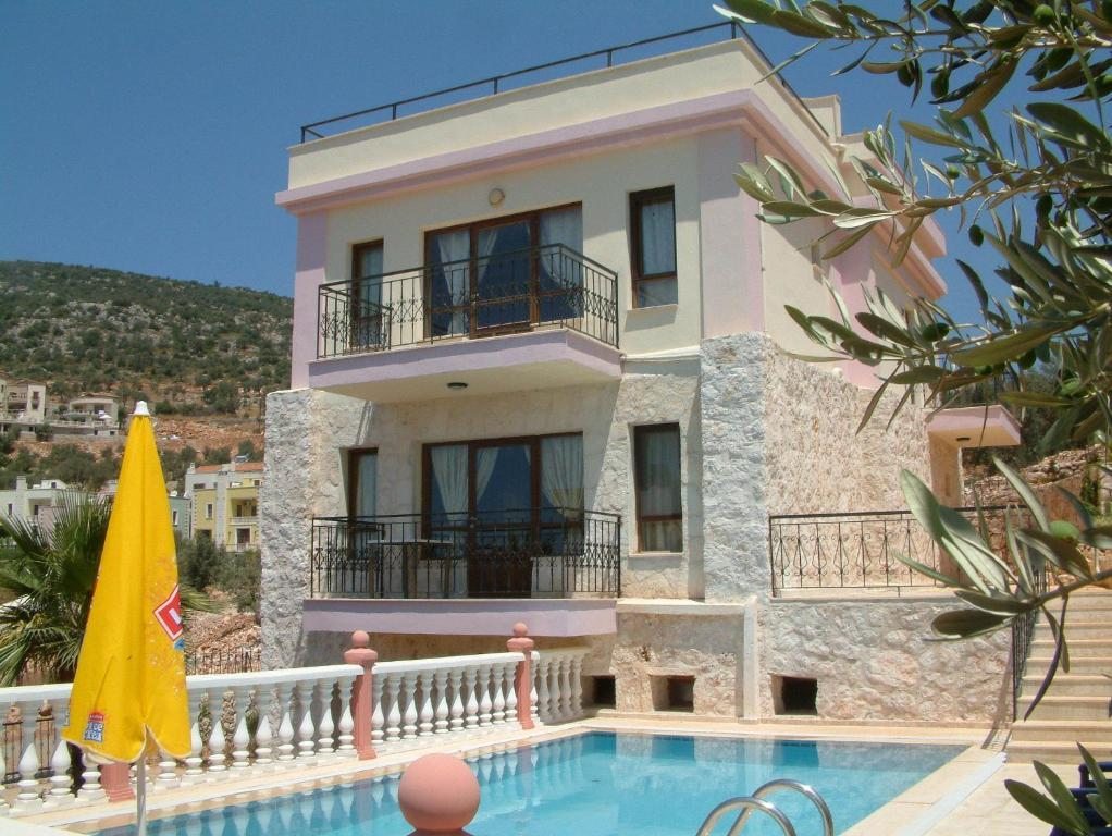 Апартаменты (Вилла с 3 спальнями и отдельным бассейном) апарт-отеля Villa Lycian, Калкан