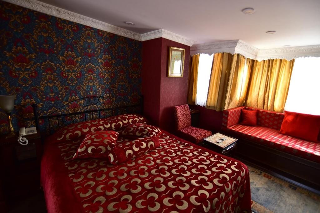 Четырехместный (Семейный номер (для 4 взрослых)) отеля Kybele Hotel, Стамбул