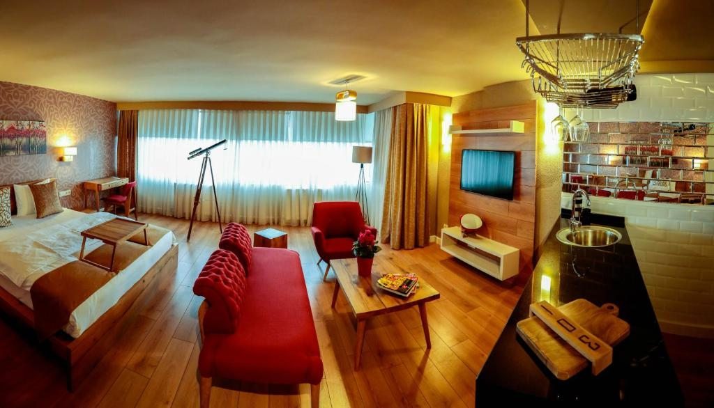 Сьюит (Люкс, вид на море) отеля Melek Hotels Moda, Стамбул