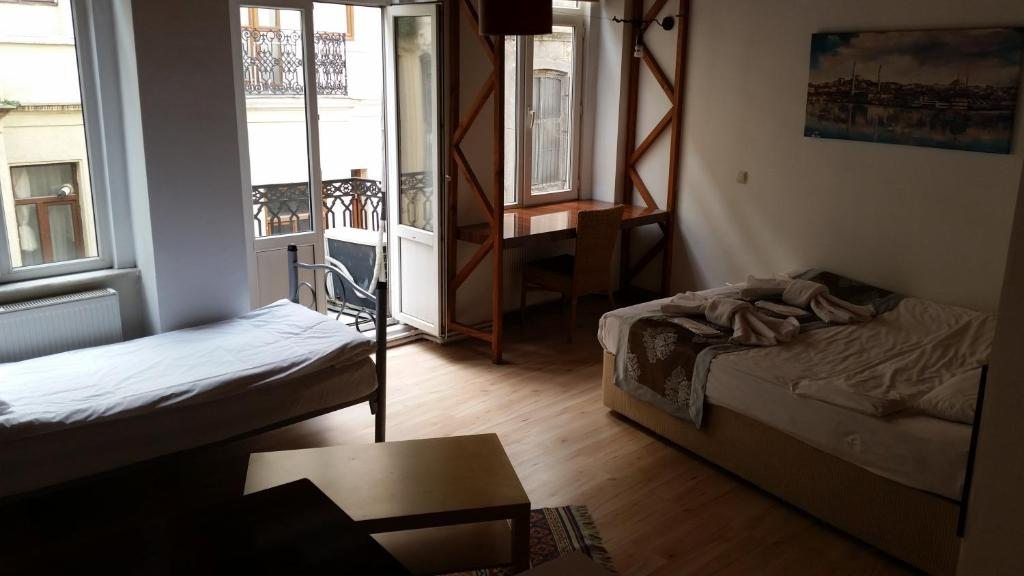 Студио (Улучшенный номер-студио), New Pera Hotel