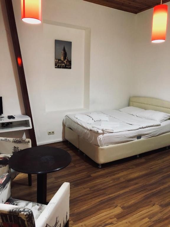 Двухместный (Стандартный двухместный номер с 1 кроватью), New Pera Hotel