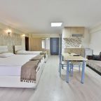 Двухместный (Номер Делюкс (для 2 взрослых и 1 ребенка)), Oban Suites Istanbul