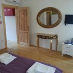 Четырехместный (Четырехместный номер -люкс), Old City Family Hotel