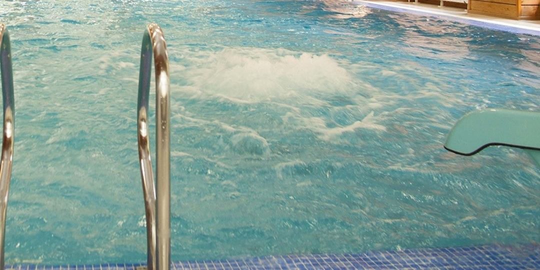 Крытый бассейн (работает круглый год), Эко-отель Романов Лес