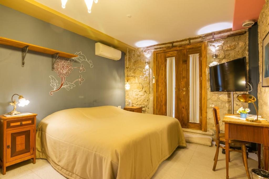 Двухместный (Улучшенный двухместный номер с 1 кроватью) гостевого дома Sakin Ev, Алачати