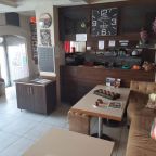 Трехместный (Трехместный номер эконом-класса с общей ванной комнатой), Second Home Hostel