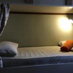Номер (Кровать в общем номере для женщин с 4 кроватями), Second Home Hostel