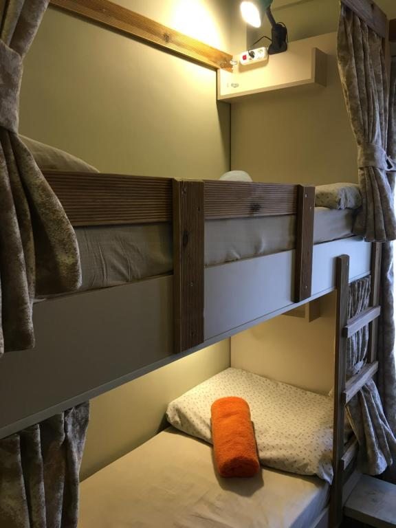 Номер (Кровать в общем номере для женщин с 4 кроватями), Second Home Hostel