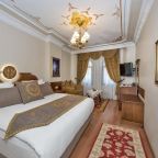 Двухместный (Улучшенный двухместный номер с 1 кроватью), Seven Hills Hotel