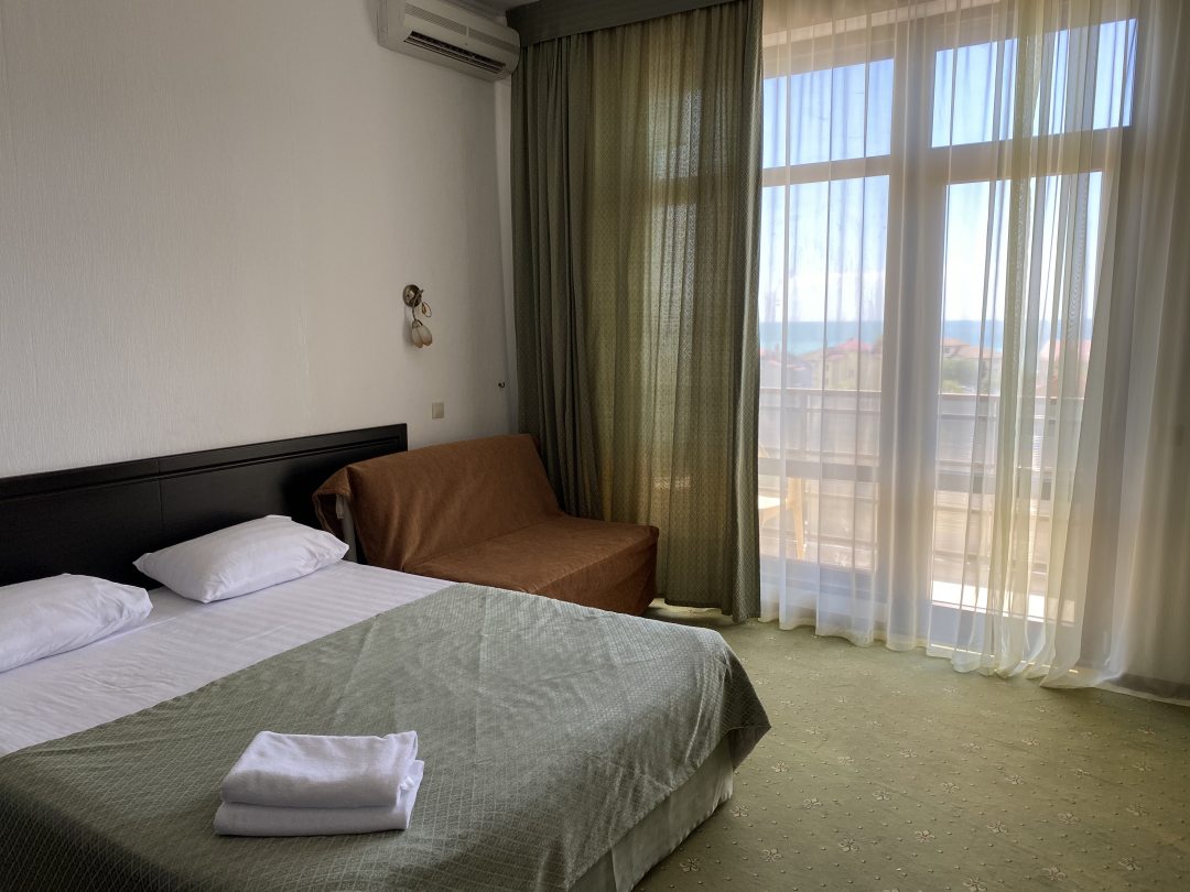 Двухместный (Стандарт Премиум, С видом на Море, балкон Корпус № 3) гостиничного комплекса Аква Вита, Небуг