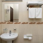 Двухместный (Стандарт, вид на Горы, балкон, 5-6 этаж, Корпус № 3), Гостиничный комплекс Аква Вита
