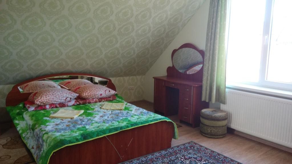 Четырехместный (С внешней ванной комнатой) гостиницы Тригона, Зеленоградск