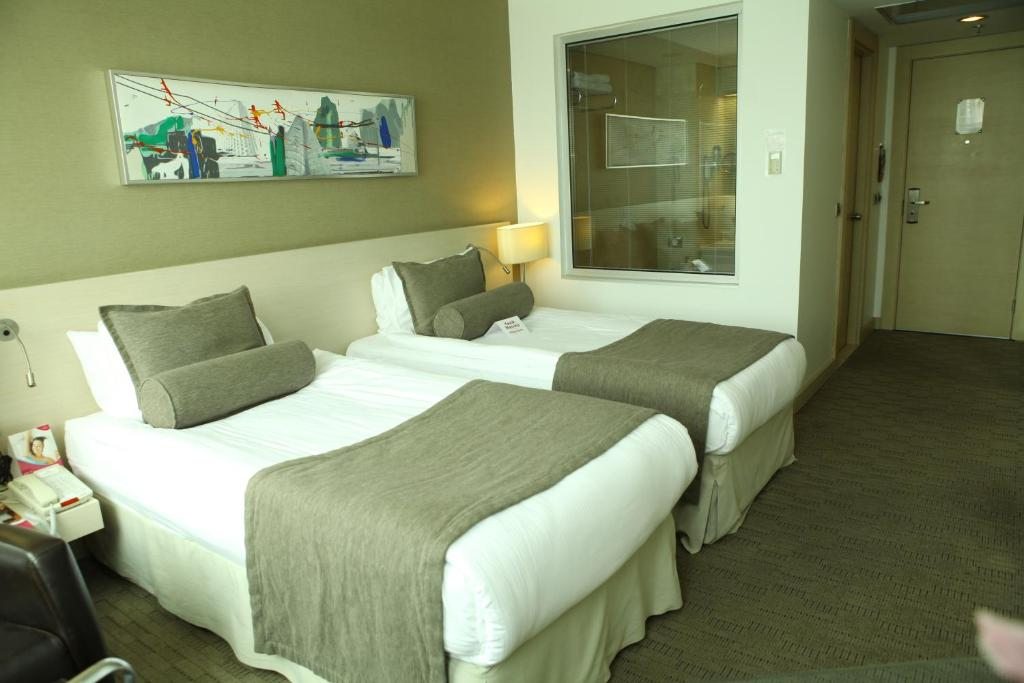 Двухместный (Клубный двухместный номер с 1 кроватью или 2 отдельными кроватями) отеля Crowne Plaza Ankara, Анкара