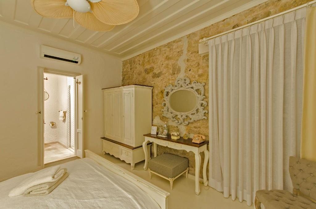 Двухместный (Двухместный номер Делюкс с 1 кроватью) отеля Insula Hotel & Restaurant, Алачати