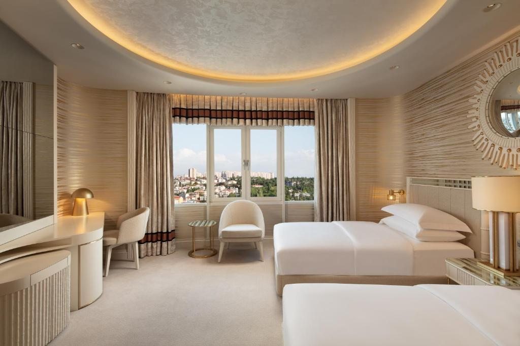 Двухместный (Двухместный номер «Премиум» с 2 отдельными кроватями) отеля Sheraton Ankara Hotel & Convention Center, Анкара