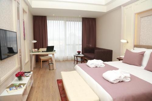 Двухместный (Двухместный номер Делюкс с 1 кроватью) отеля The Green Park Hotel Ankara, Анкара