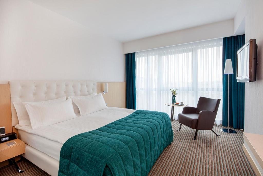 Двухместный (Номер с кроватью размера «king-size» — подходит для гостей с ограниченными физическими возможностями — для некурящих) отеля Wyndham Ankara, Анкара