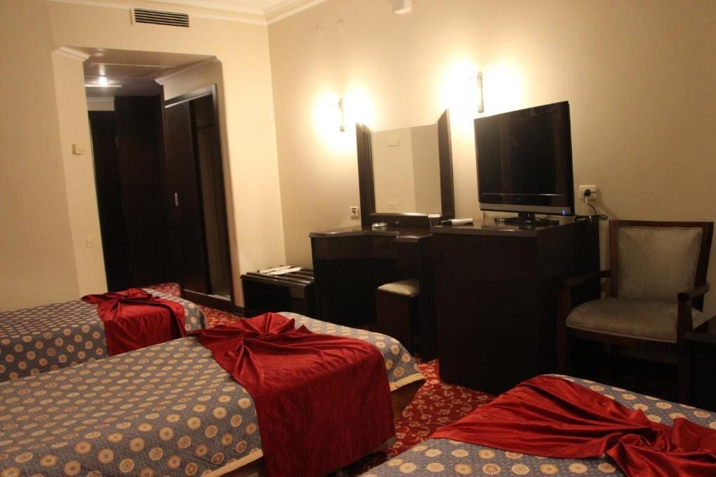 Трехместный (Трехместный номер) отеля Akyuz, Анкара