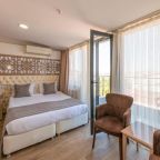 Семейный (Семейный номер с террасой), Taksim Peri Suite