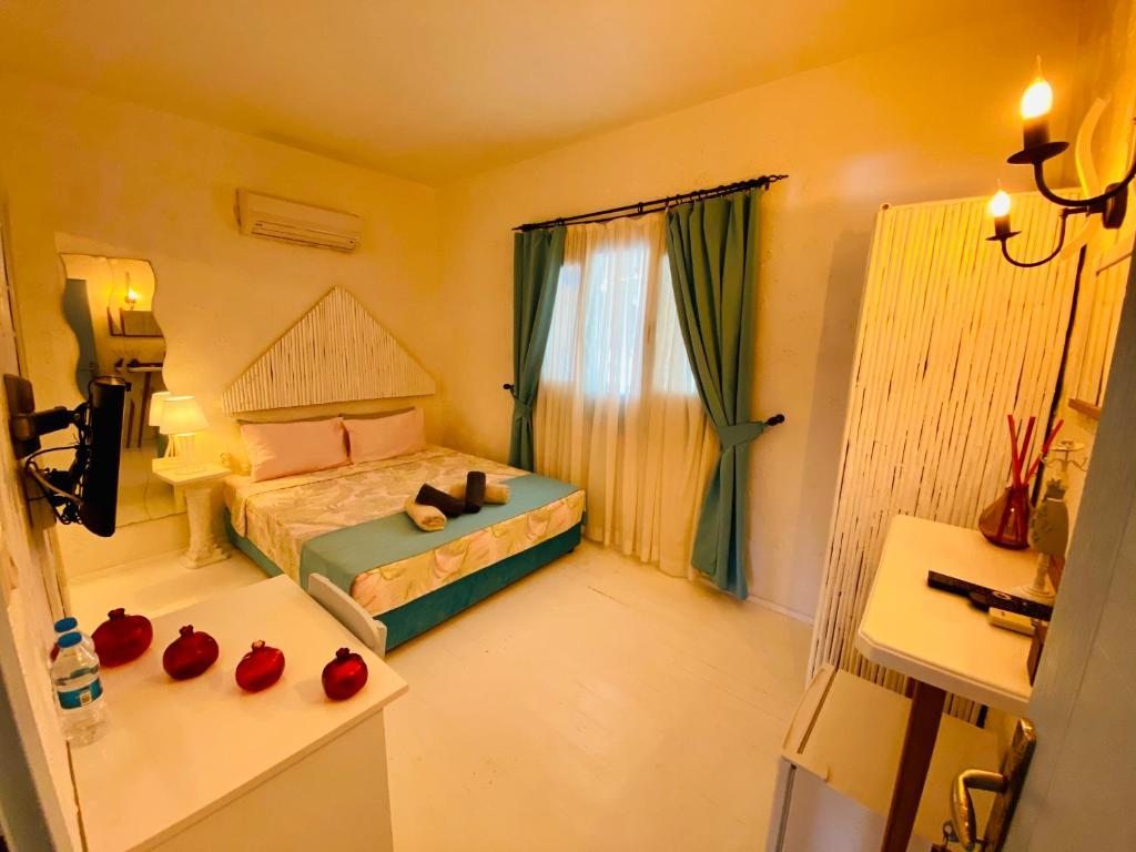 Двухместный (Стандартный двухместный номер с 1 кроватью) гостевого дома Cardakalti Ev Hotel, Алачати