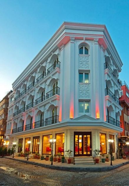 Отель The Magnaura Palace Hotel, Стамбул