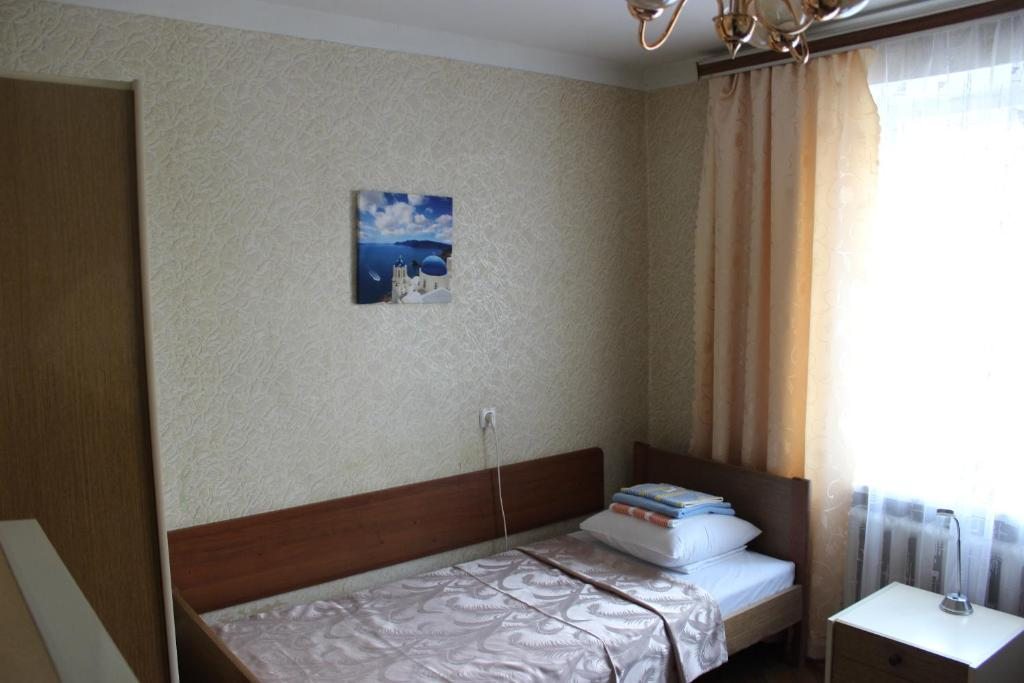 Одноместный (Одноместный номер эконом-класса с общей ванной комнатой) отеля Горняк, Шахты