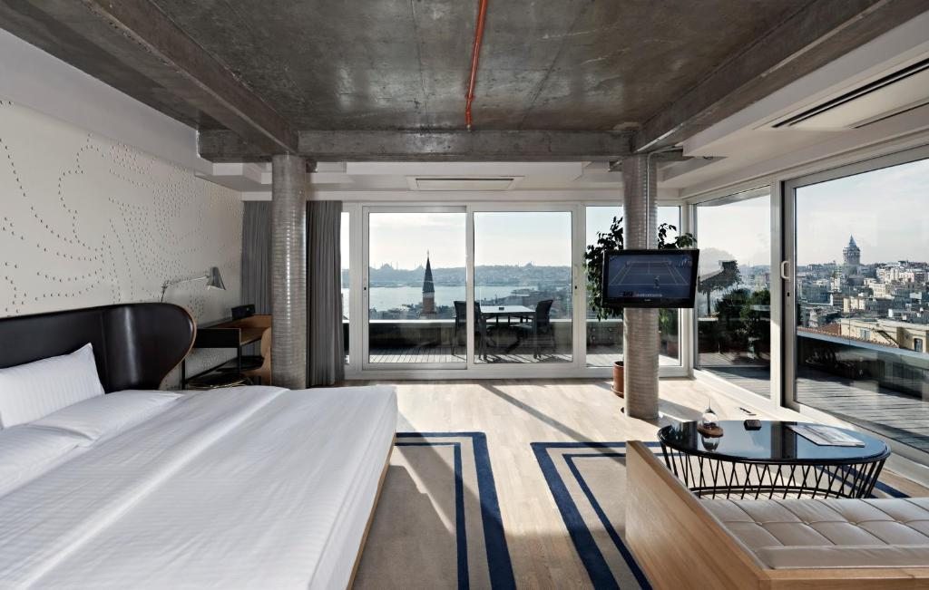 Апартаменты (Апартаменты в пентхаусе) апарт-отеля Witt Istanbul Suites, Стамбул