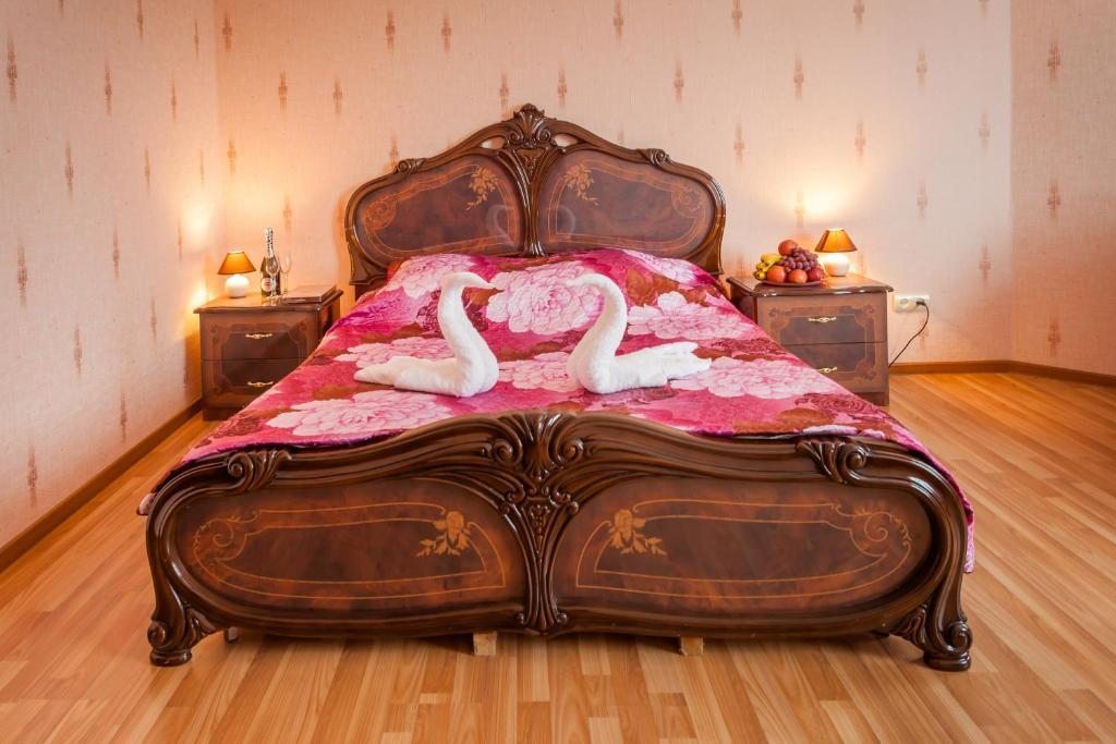 Двухместный (Эксклюзивный двухместный номер с 1 кроватью) гостиницы Жемчужина, Екатеринбург