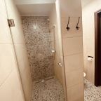 Двухместный (Улучшенный номер с диваном), Гостевой дом Три кота