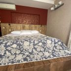 Двухместный (Улучшенный номер с диваном), Гостевой дом Три кота