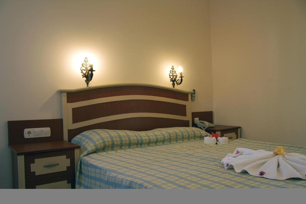 Двухместный (Двухместный номер с 1 кроватью или 2 отдельными кроватями, вид на сад) отеля Blue Lagoon, Олюдениз
