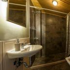 Номер (Кровать в общем 10-местном номере), BellaVista Hostel