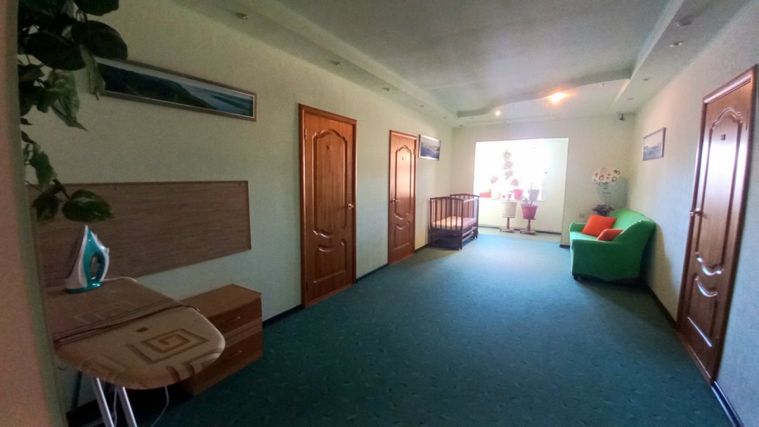 Детская кроватка, Гостиница Домик в Самаре