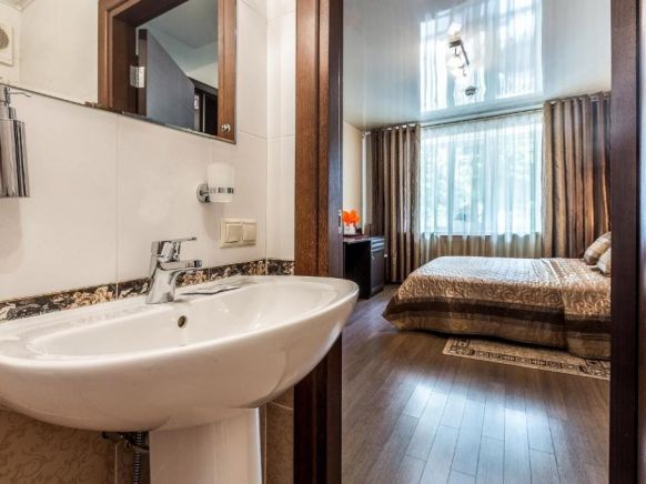 Отель Браво