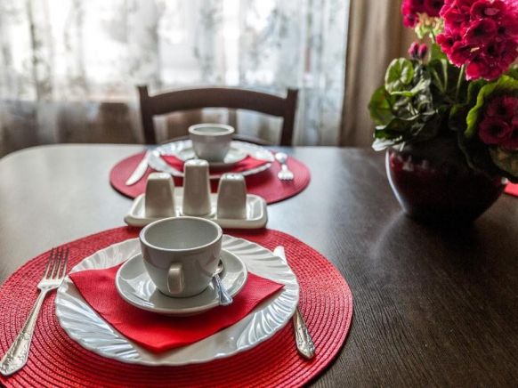 Отель Браво