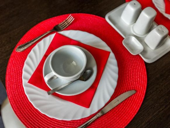 Отель Браво