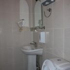 Номер (Кровать в общем 4-местном номере для мужчин и женщин), Piya Hostel