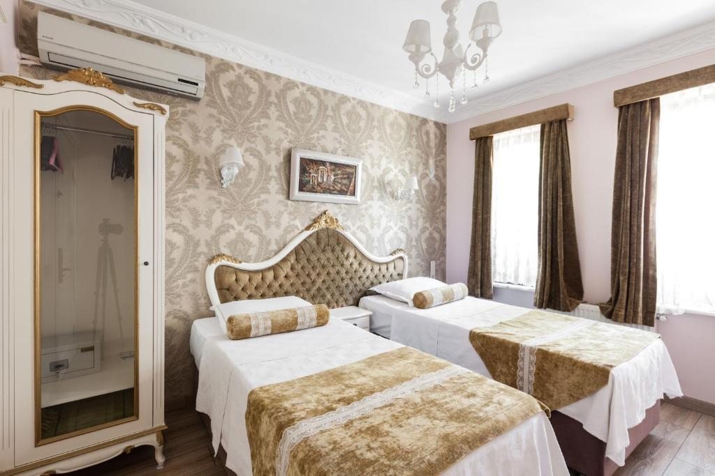 Семейный (Семейный номер) отеля Romantic Hotel Istanbul, Стамбул
