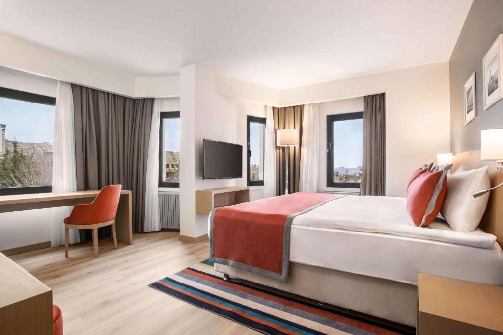 Двухместный (Номер с кроватью размера «king-size» - Подходит для гостей с ограниченными физическими возможностями - Для некурящих) отеля YV Hotel, Анкара